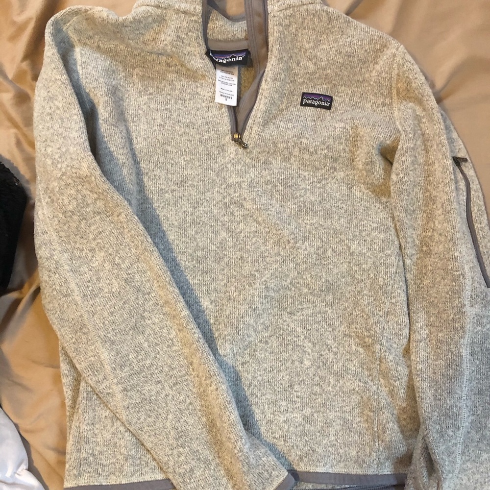 Patagonia Women’s Zipup!